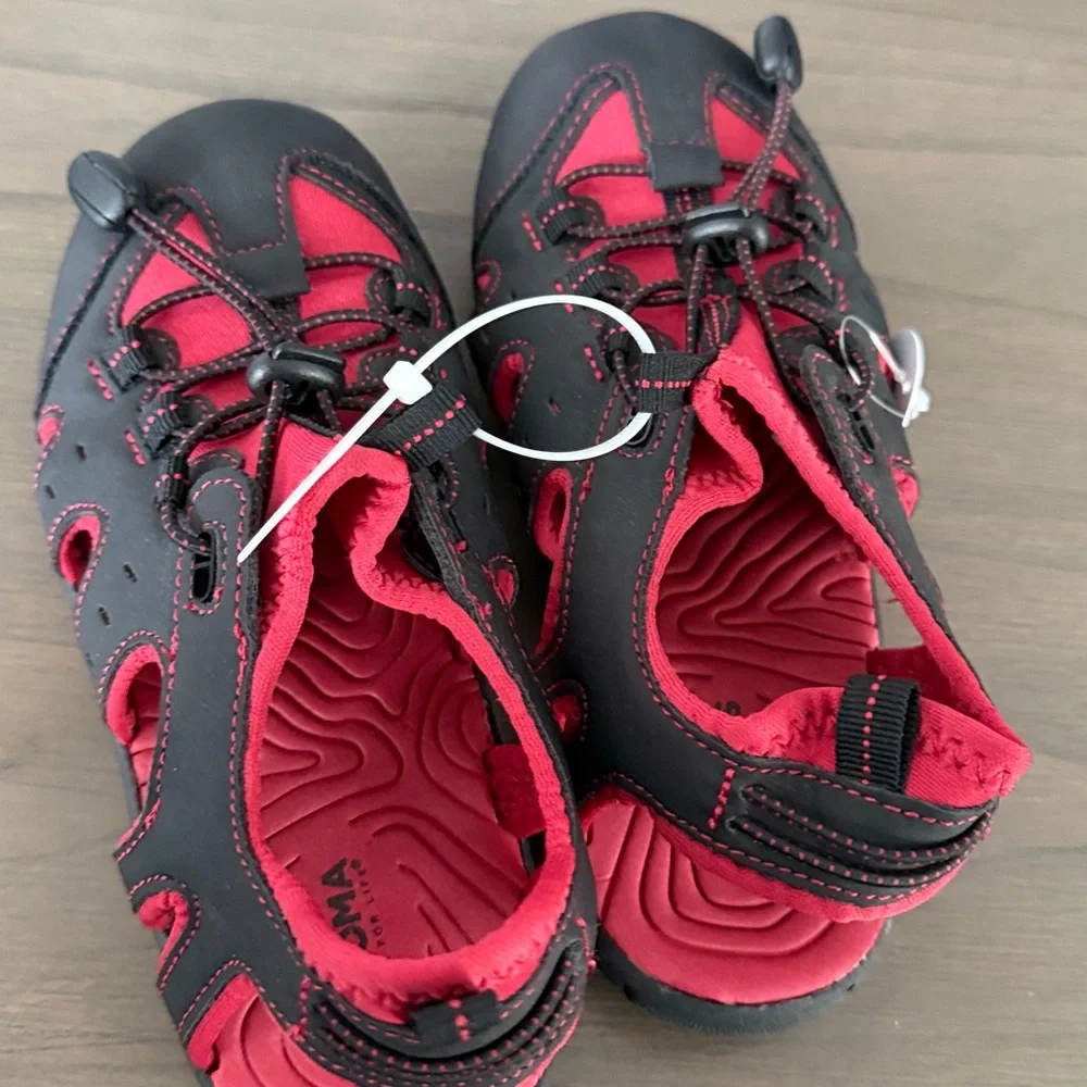 Sonoma Black and Red Kids Water Shoes